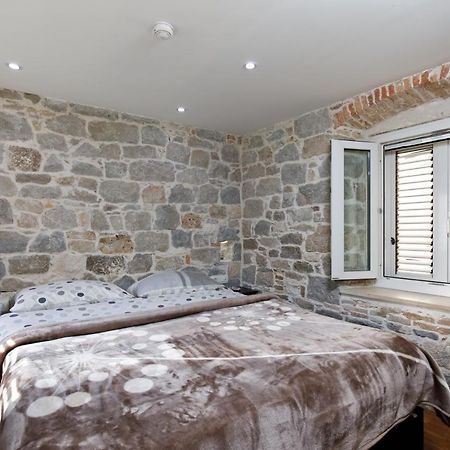 Luxury And Authentic Studio In Split Old Town Exterior photo
