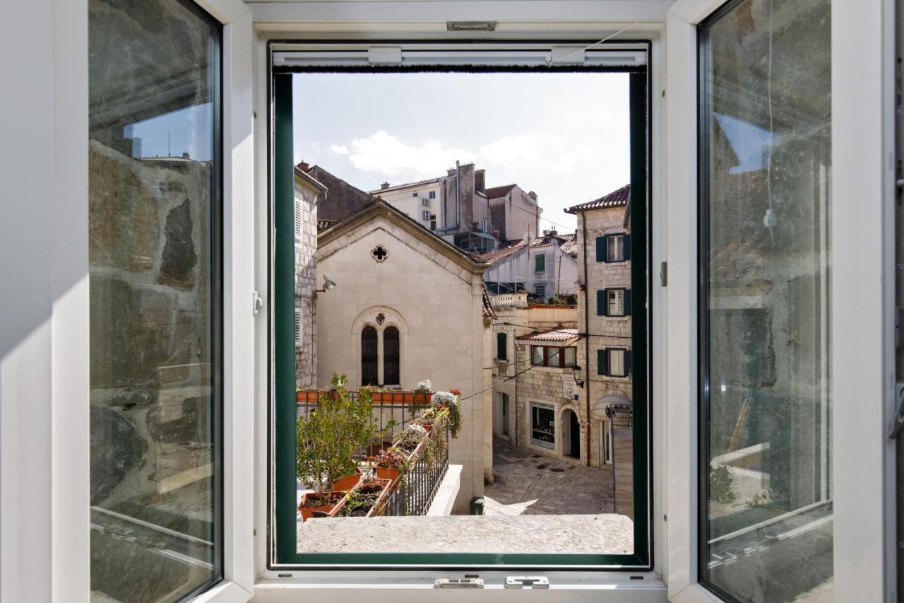 Luxury And Authentic Studio In Split Old Town Exterior photo
